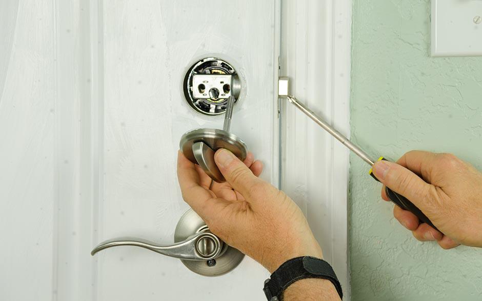 serrure porte Thiais